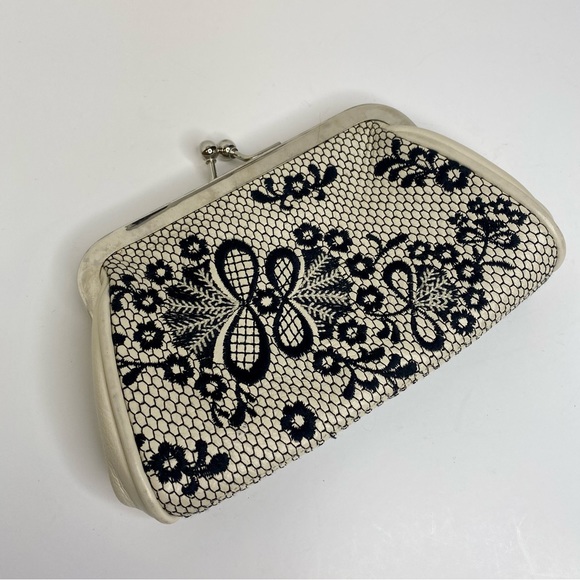 Isabella Fiore Handbags - Isabella Fiore clutch wallet